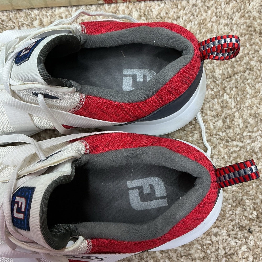 FootJoy White and Red Athletic Golf Shoes - Flex - Picture 2 of 9